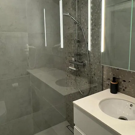 דירה Homar Aktena Shellter