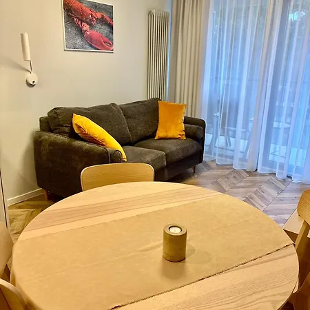 Homar Aktena Shellter