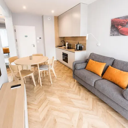 Homar Aktena Shellter Apartmán